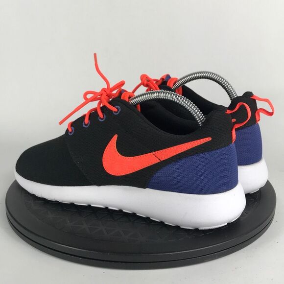 Nike Roshe One Black Athletic Running Shoes 599728-029 Women’s Size 8.5 (7Y) - Picture 7 of 12